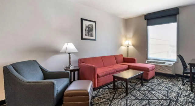 Люкс Best Western Plus McKinney Inn and Suites