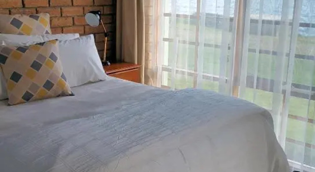 Апартаменты с балконом Stanley Village Waterfront Accommodation
