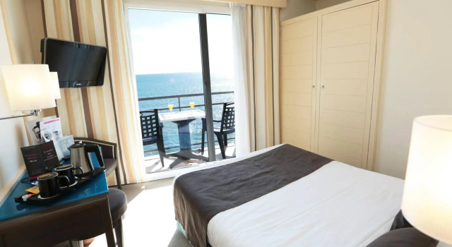 Hôtel & Spa Les Roches Noires