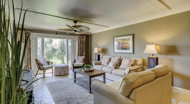 211 Shorewood 2 BR Oceanfront Condo, Забронировать Отель Отели Южной Каролины с бассейном, Бассейн