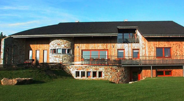 Large Home With Sauna, Ovifat, Rezervasyon Villa Liege kır evleri, Küçük Ev