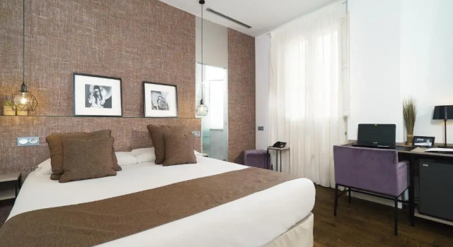 Номер Standard Blanq Carmen Hotel