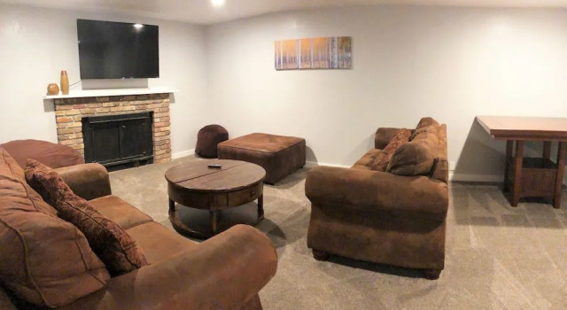 Millcreek 7 Bedroom Home by RedAwning