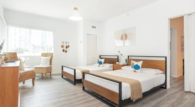 Апартаменты Deluxe West Deco