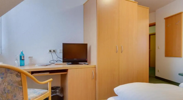 Четырёхместный номер Standard Central Hotel Friedrichshafen