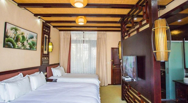 Tengchong Heshun Qishe Inn, Rezervasyon Otel Tengchong Yunnan