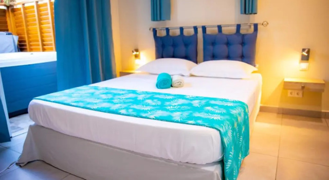Villas Ixora, Prenota Hotel Hotel a Grande-Terre con piscina, Piscina