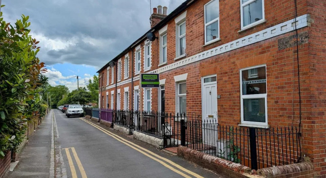 Cosy 2bed House in Reading, Book Feriehus Villaer i Reading, Villa