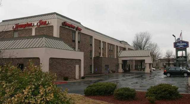 Четырёхместный номер Standard Hampton Inn Kansas City Blue Springs