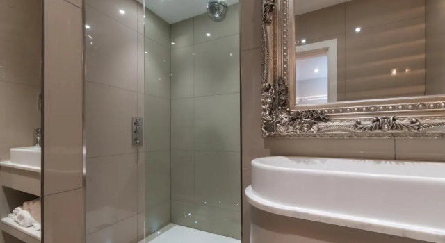 Номер Economy Rooms at number one