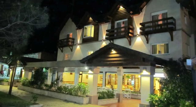 Hotel Sardegna, Rezerwuj Hotel Pinamar 