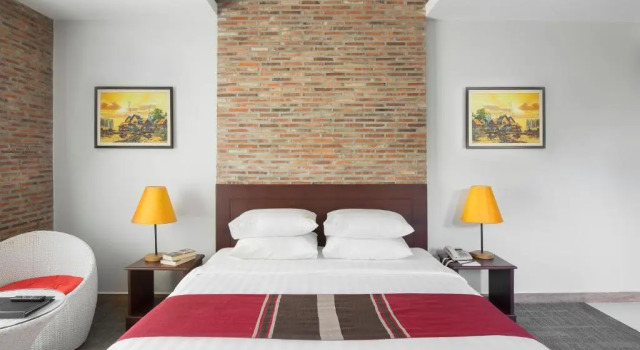 Полулюкс Sovanna Hotel