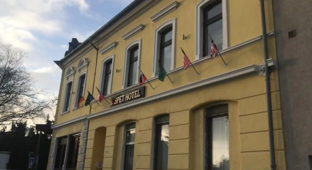 Kispet Deluxe Hotel