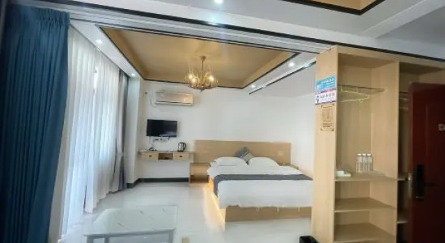 Семейный люкс с балконом Tingyun Mountain Lodge · Meiyuan (Libo Xiaoqikong West Gate)
