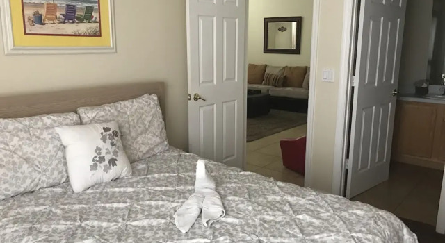 Kissimmee Vacation Homes by Shine FM, Buchen Sie Ferienwohnung Hotels in Four Corners mit Pool, Schwimmbad