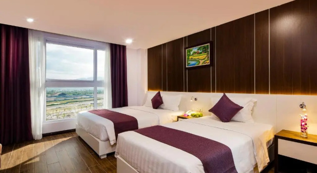 Трёхместный клубный номер Standard с видом на город Balcony Nha Trang Hotel