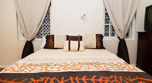 El Azure de Barbican, Prenota Appartamento Kingston Giamaica