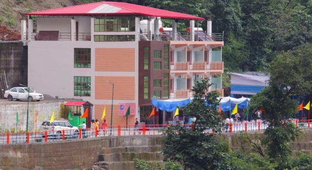 Номер Classic Yatrik Inn