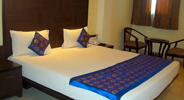 Двухместный номер Deluxe Ratnawali   A Vegetarian Heritage Hotel