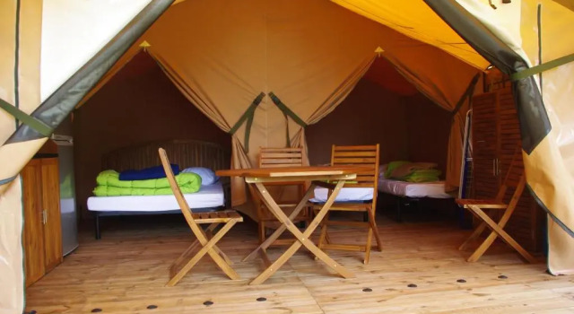 Тент Camping Le Domaine Des Jonquilles