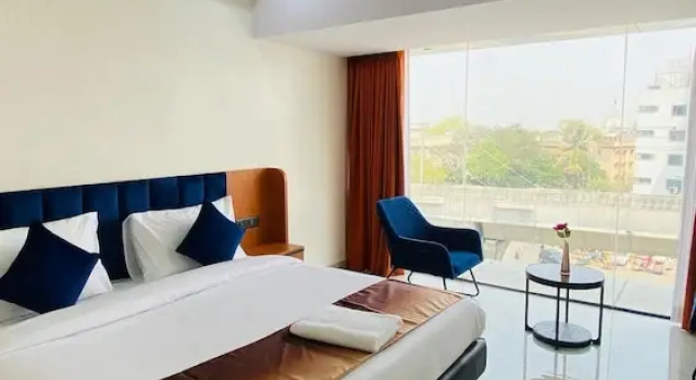 The Vistara Hotel, Rezerwuj Hotel Hajdarabad 