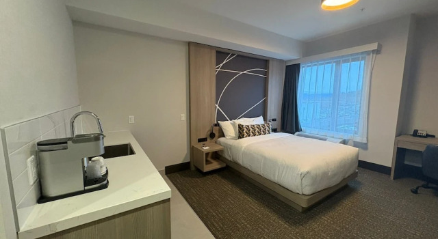 Двухместный номер Standard La Quinta Inn & Suites By Wyndham Kelowna Bc