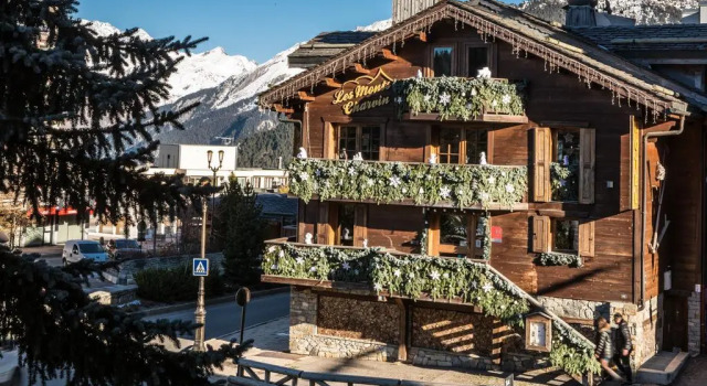 Les Monts Charvin, Забронировать Отель Куршевель Три Долины