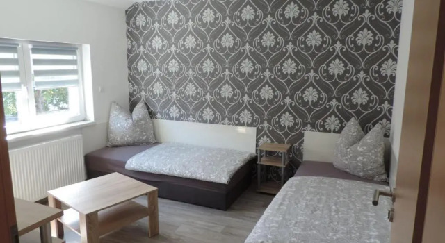 sommer-zimmervermietung, Prenota Hotel Hotel a Garz con parcheggio, Parcheggio