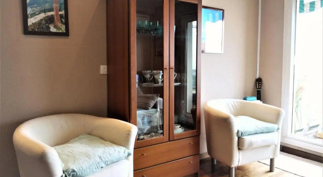 La Prom - a two bedroom apartment with a sea view, Забронировать Апартаменты/квартира Ницца Приморские Альпы, рядом с Пляж Фаброн