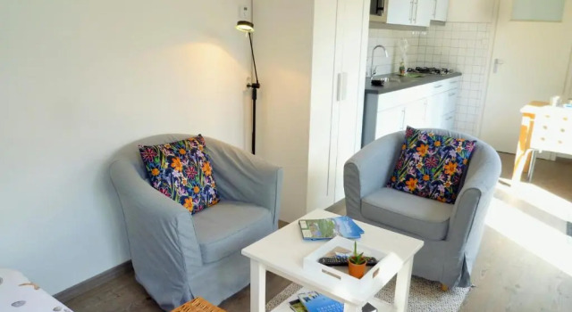 DO27 Charmante Studio in Domburg, Book Hotel Domburg 