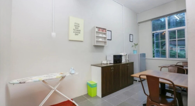 Hotel O Bed Station Guest House Dormitory, Boek Pension Tanah Rata 