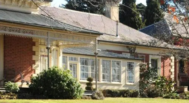 Saint Agnes Homestead, Book Hotel  