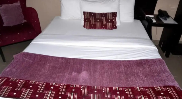Номер Standard Suru Express Hotel