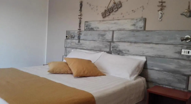 Трёхместный номер Hotel Sandra