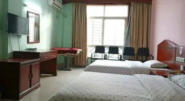 New Feitu Hotel guigang (Guest World RT-Mart)