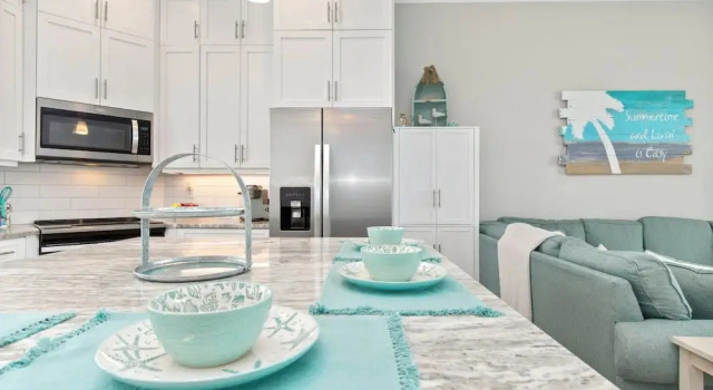 Коттедж Luxury Beach Condo 5 Min Walk to Beach Shops