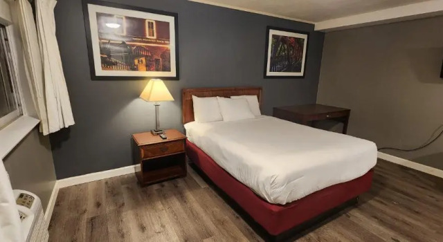 Люкс Nashoba Valley Inn & Suites
