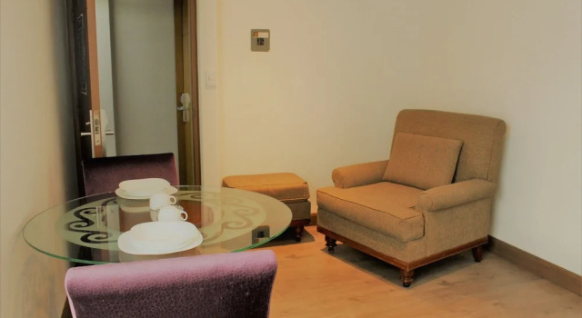 Номер Comfort Condesa Suites