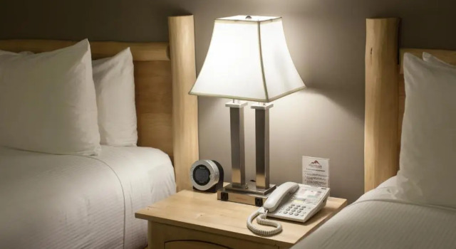 Четырёхместный номер Standard Swiss Chalet Motel