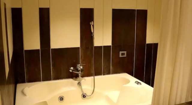 Présidentielle suite 1 chambre avec balcon et Vue sur la ville Hotel Eefa