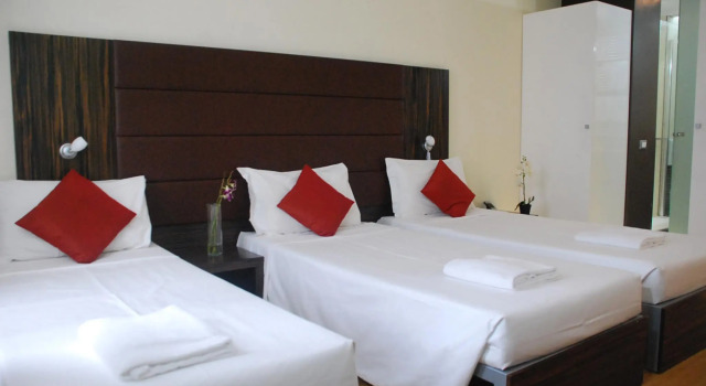 Семейный номер Standard Отель iH Hotels Milano Centrale