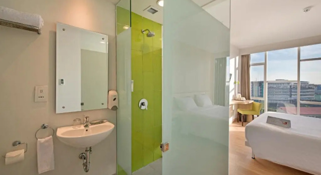 Номер Standard с красивым видом из окна Whiz Prime Hotel Hasanuddin Makassar