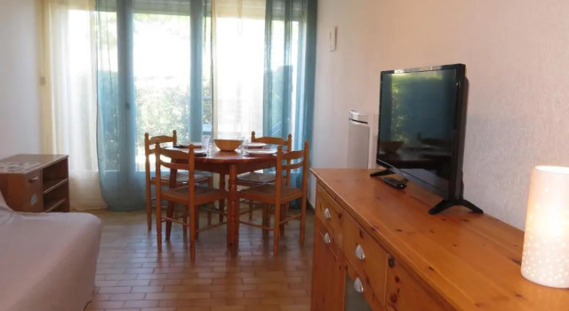 Appartement Sète, 1 pièce, 3 personnes - FR-1-338-388, Забронировать Апартаменты/квартира Апартаменты Сета, рядом с Plage de la Vigie, Апартаменты/квартира