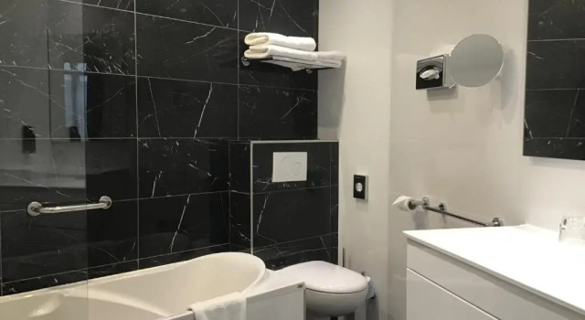 Трёхместный номер Standard Hôtel Montparnasse Saint Germain