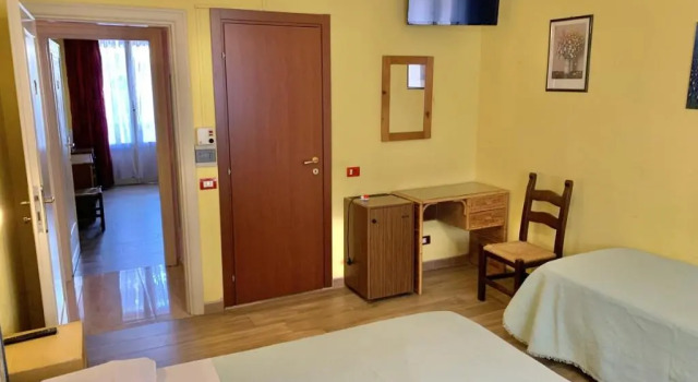 Трёхместный номер Standard Albergo Cinzia