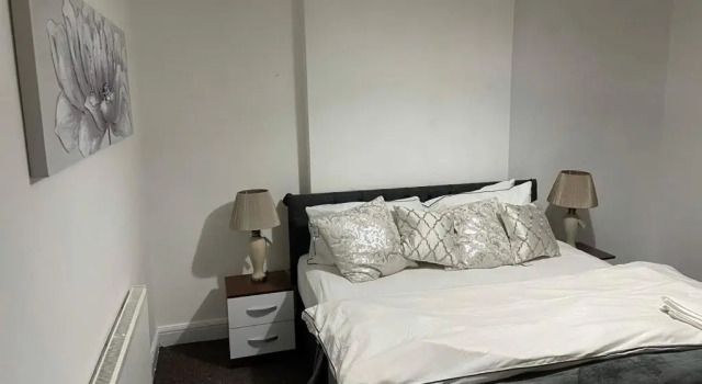Potters Lodge, Oldham, Manchester by Edl Ventures Ltd, Забронировать Отель Бардсли Олдем