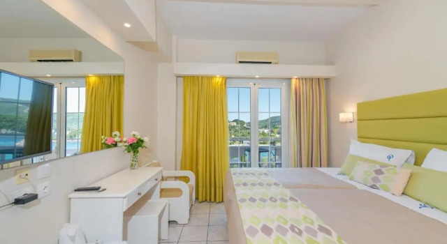 Двухместный номер Standard с видом на море Odysseus Hotel