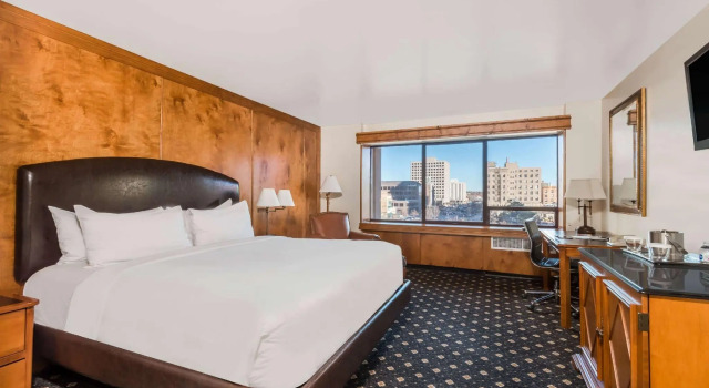 Двухместный номер с видом на город The Antlers, a Wyndham Hotel