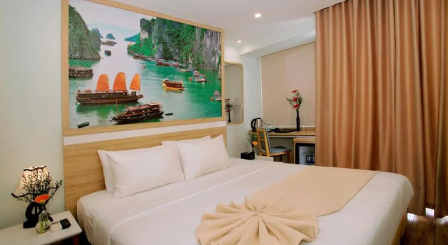 Royal Apartment, Rezervovat Apartmán Hotely v Khanh Hoa s bazénem, Bazén