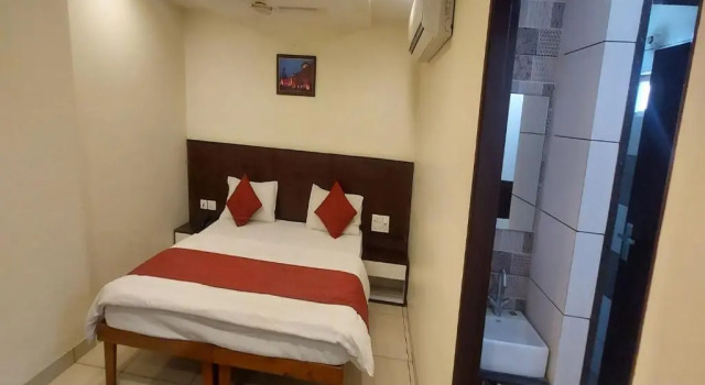 Номер Deluxe Hotel Rashika Palace Near Sindhi Camp Bus Stand, Jaipur